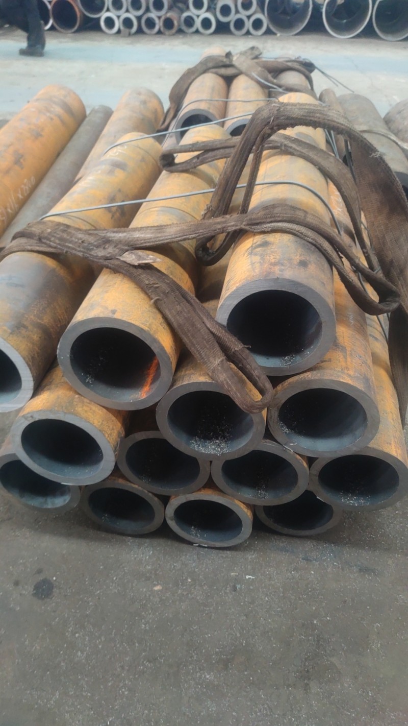 府谷府谷府谷15CrMoG无缝钢管切割